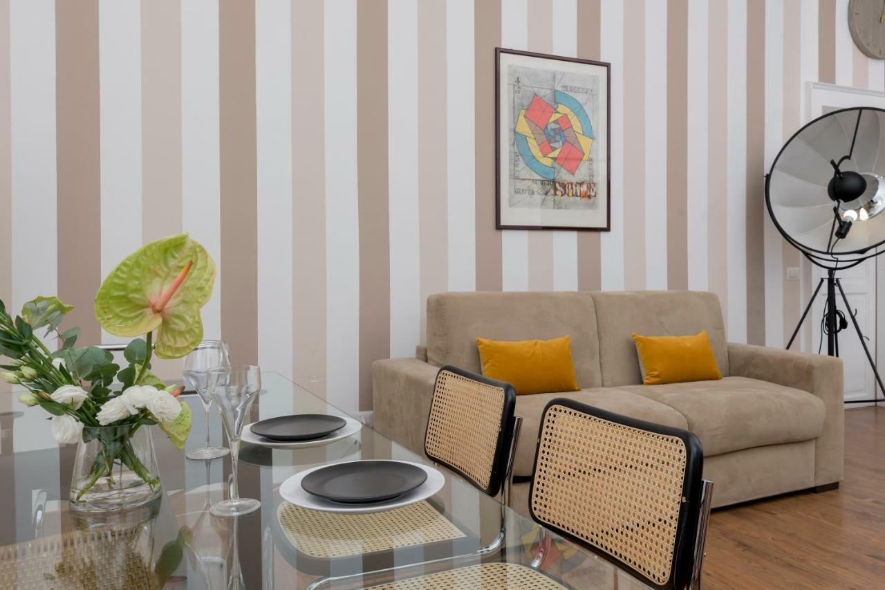 New! Spanish Step Design Apartment Rom Exteriör bild